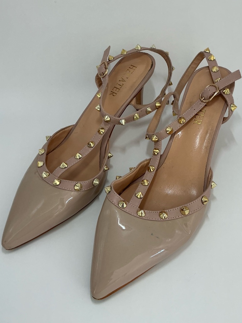 Hecater Nude Patent Studded T-Strap Heels Pointed Toe Pumps Size 8